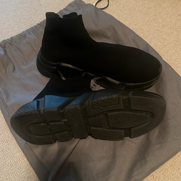 Balenciega shoes size 37 - Picture 3 of 6